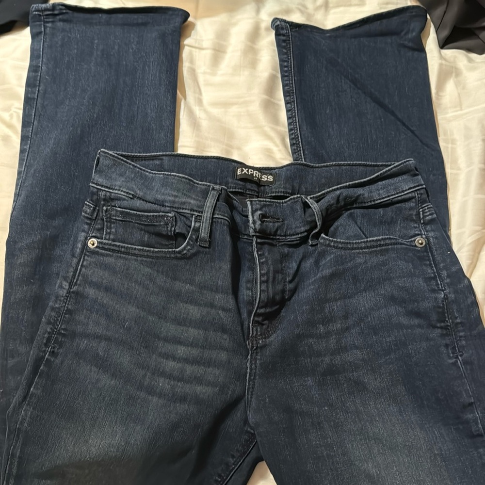 Express dark wash, blue jeans, super soft, barely boot 8S